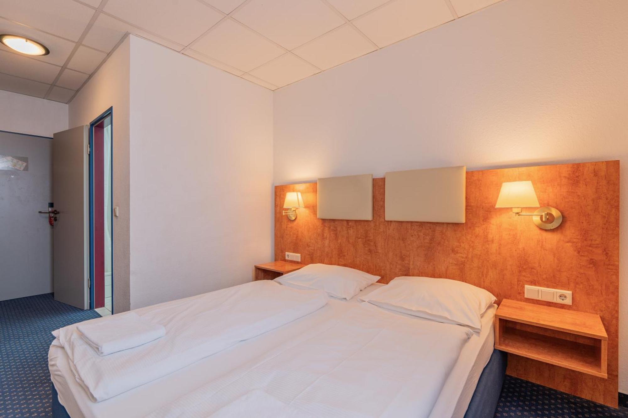 Euro-Hotel Kappel-Grafenhausen Esterno foto