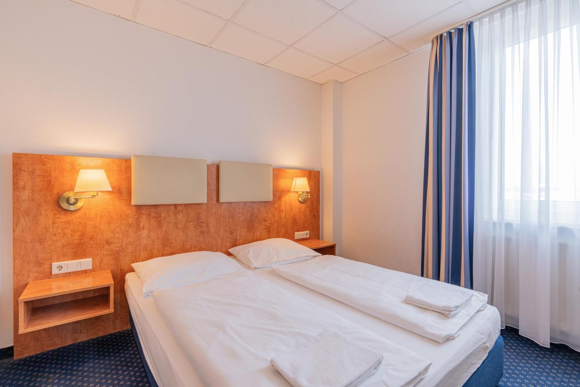 Euro-Hotel Kappel-Grafenhausen Esterno foto
